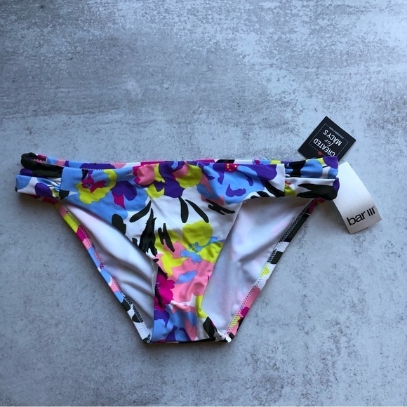 Bar III Paradise Garden Handkerchief Tankini Top And Hipster Bikini Bottoms - Picture 10 of 13